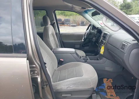 2005 Ford Explorer Xlt/Xlt Sport z USA, uszkodzony, nr VIN 1FMZU73KX5UB33636